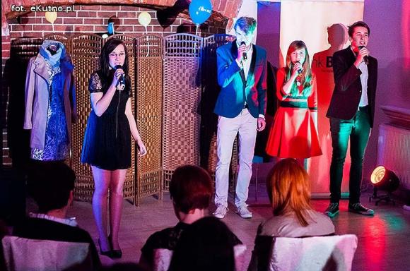 Być kobietą, bo kobiety są występne i zdradzieckie... Piosenki o kobietach i dla nich w Hotelu Rondo