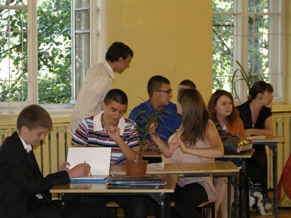 Pod patronatem eKutno.pl: I Zjazd Absolwentów Zespołu Szkół Nr 4 im. Zygmunta Balickiego w Kutnie - Azorach