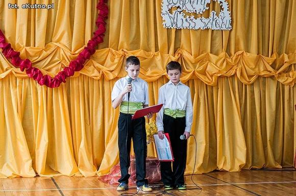 W piątek świętowały dziewczynki w Szewcach Nadolnych. Miss szkoły wybrane