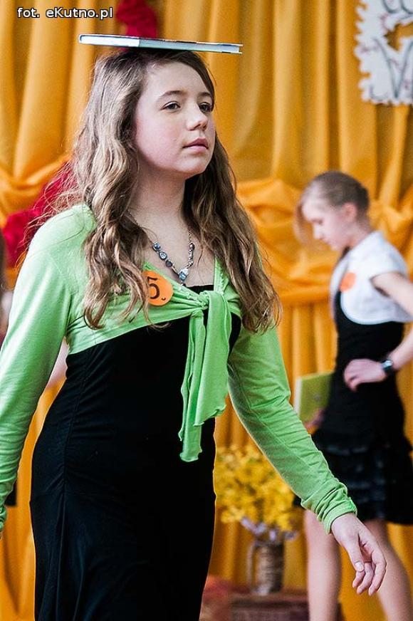 W piątek świętowały dziewczynki w Szewcach Nadolnych. Miss szkoły wybrane