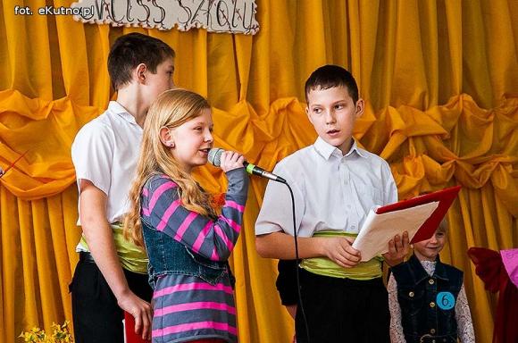 W piątek świętowały dziewczynki w Szewcach Nadolnych. Miss szkoły wybrane