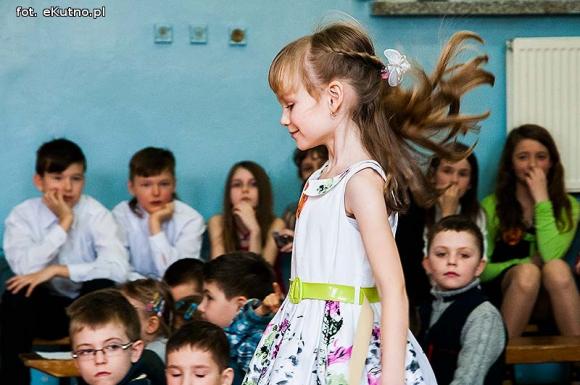 W piątek świętowały dziewczynki w Szewcach Nadolnych. Miss szkoły wybrane