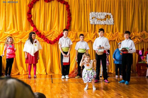 W piątek świętowały dziewczynki w Szewcach Nadolnych. Miss szkoły wybrane