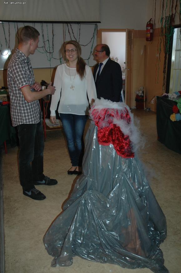 Staszic Band, wulkan, motory i pokaz mody. Drzwi otwarte w Zespole Szkół nr 1 w Kutnie