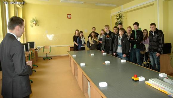 Odwiedź jutro Zespół Szkół Nr 3 im. W. Grabskiego w Kutnie