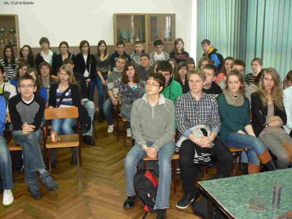 Matematyczne zmagania gimnazjalistów w Kasprowiczu