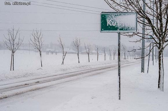 Sypany Poniedziałek? Śmigus Dyngus i niebezpieczne dachowe lawiny