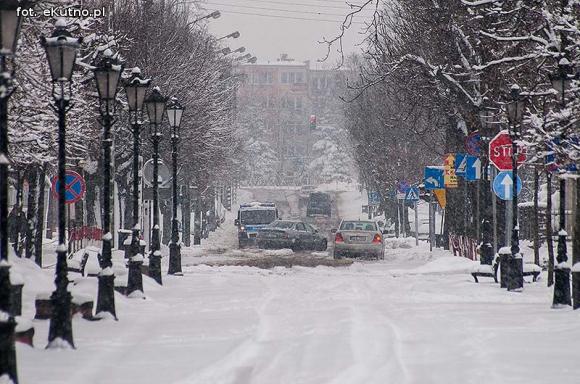 Sypany Poniedziałek? Śmigus Dyngus i niebezpieczne dachowe lawiny