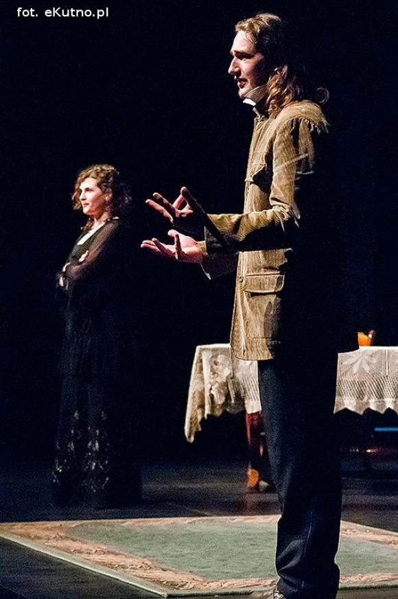 Rewelacyjnie zagrany! Charytatywny spektakl uczniów 