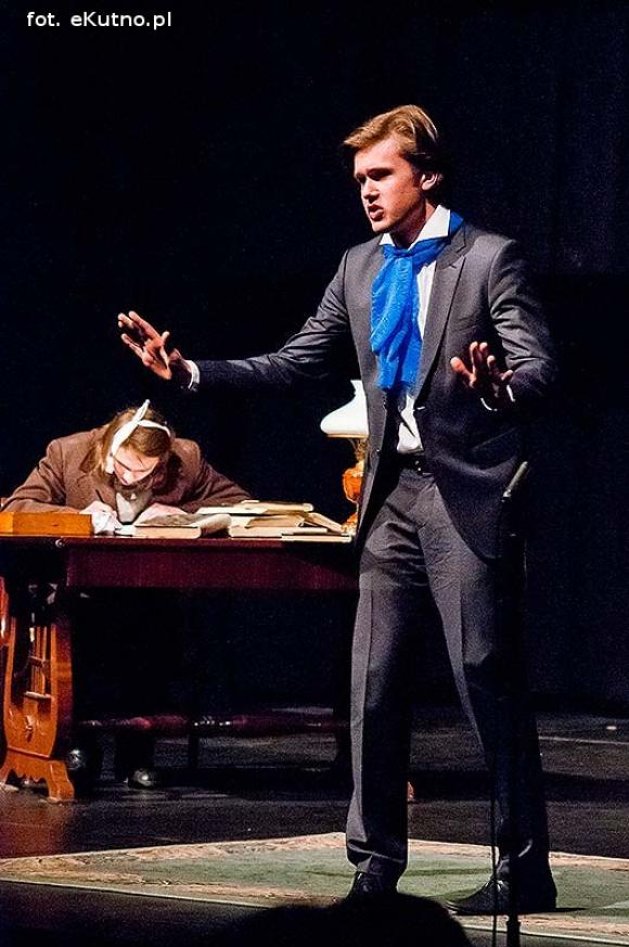 Rewelacyjnie zagrany! Charytatywny spektakl uczniów 