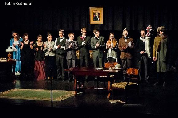 Rewelacyjnie zagrany! Charytatywny spektakl uczniów 