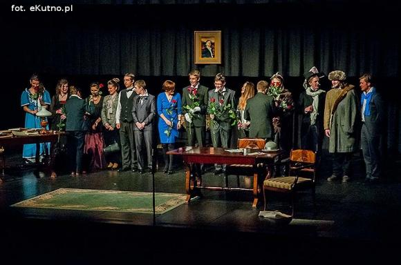 Rewelacyjnie zagrany! Charytatywny spektakl uczniów 