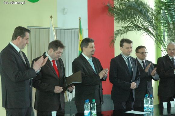 Prorosyjski Tusk, rząd jak dzieci we mgle i broszurki CBA. Bez demokracji na spotkaniu posła Błaszczaka