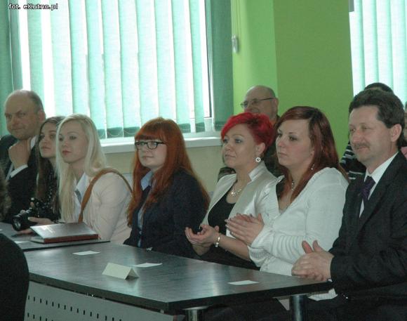 Prorosyjski Tusk, rząd jak dzieci we mgle i broszurki CBA. Bez demokracji na spotkaniu posła Błaszczaka