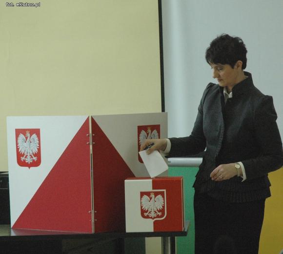 Wysokie wymagania Materki wobec kobiety. Kult wodzowski Kłopotowskiego i apel o przyzwoitość PSL