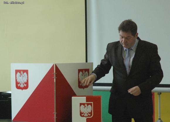 Wysokie wymagania Materki wobec kobiety. Kult wodzowski Kłopotowskiego i apel o przyzwoitość PSL