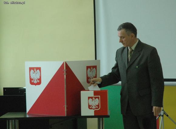 Wysokie wymagania Materki wobec kobiety. Kult wodzowski Kłopotowskiego i apel o przyzwoitość PSL