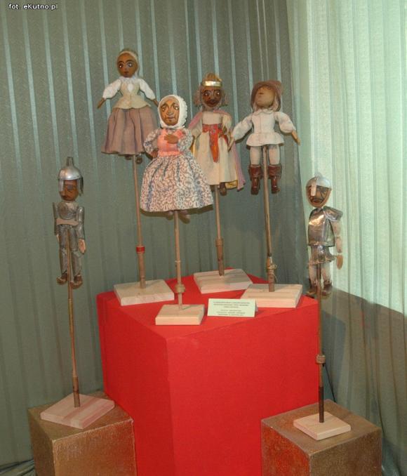 Koniecznie zobacz teatralne i filmowe lalki w kutnowskim muzeum