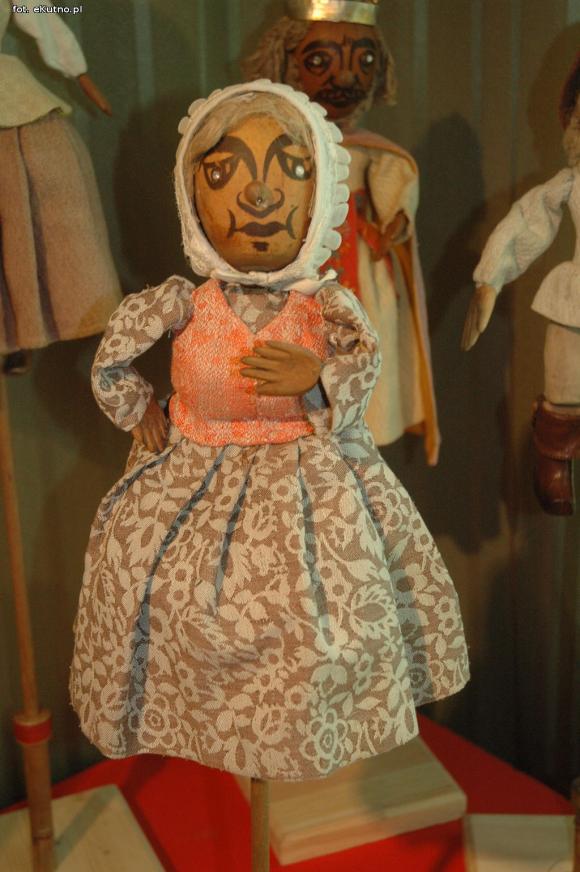 Koniecznie zobacz teatralne i filmowe lalki w kutnowskim muzeum