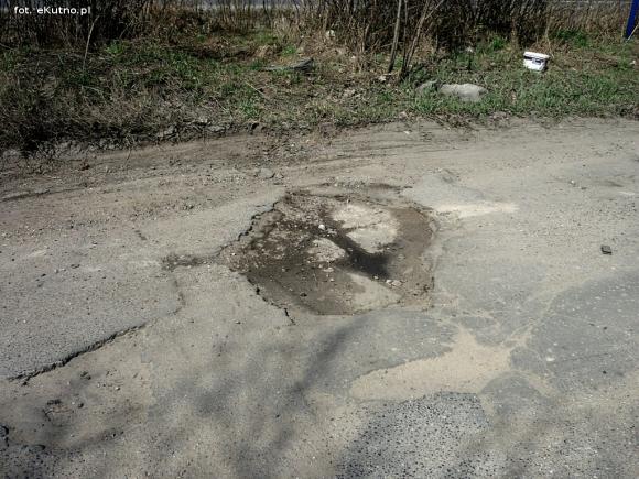 Szlakiem zniszczonych dróg w powiecie kutnowskim: Sklęczkowska bis i Odlewnicza