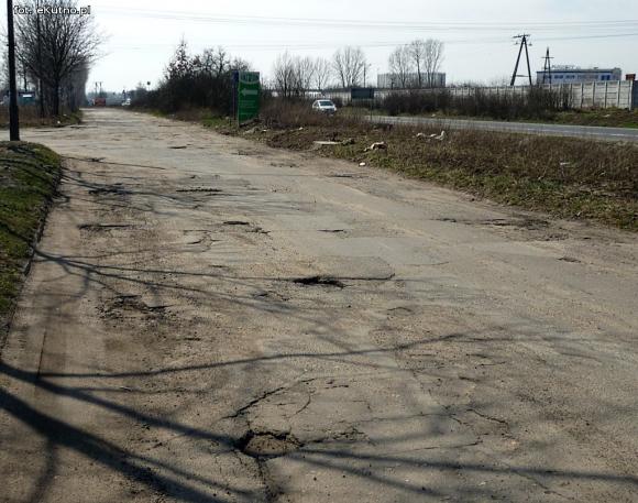 Szlakiem zniszczonych dróg w powiecie kutnowskim: Sklęczkowska bis i Odlewnicza