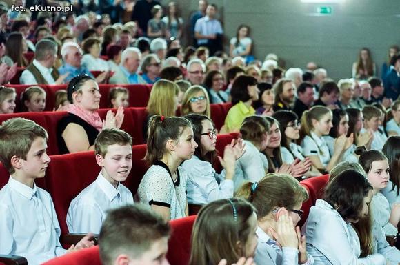 Tłumy na koncercie uczniów szkoły muzycznej w Kutnie