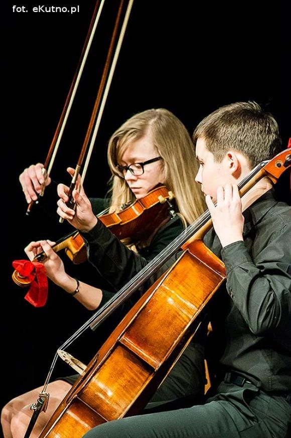 Tłumy na koncercie uczniów szkoły muzycznej w Kutnie