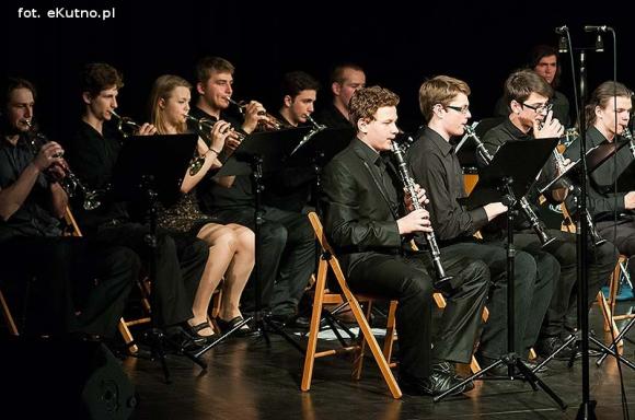 Tłumy na koncercie uczniów szkoły muzycznej w Kutnie
