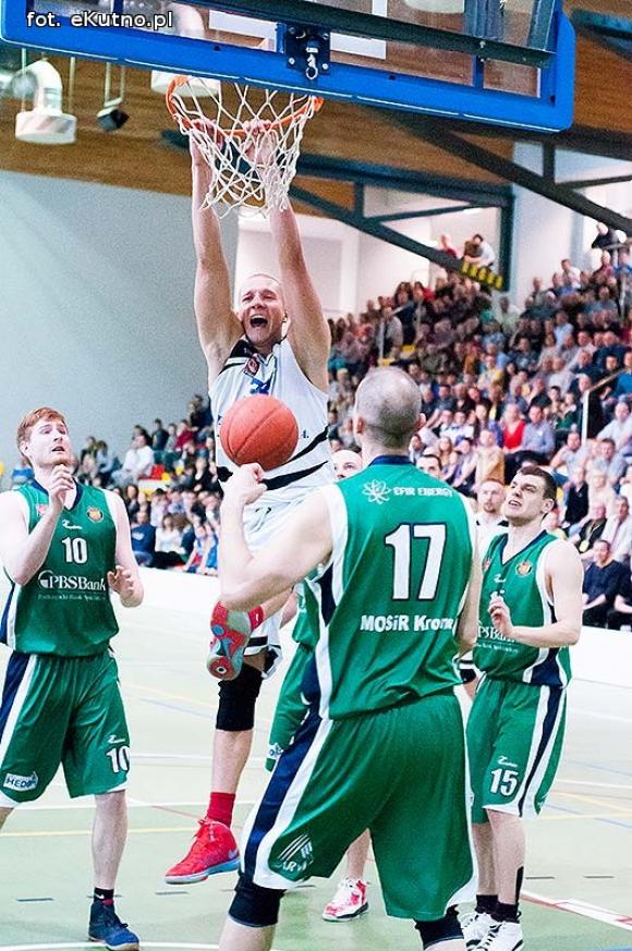 O włos od zwycięstwa. Pierwszy mecz z Krosnem przegrywamy