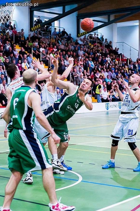 O włos od zwycięstwa. Pierwszy mecz z Krosnem przegrywamy