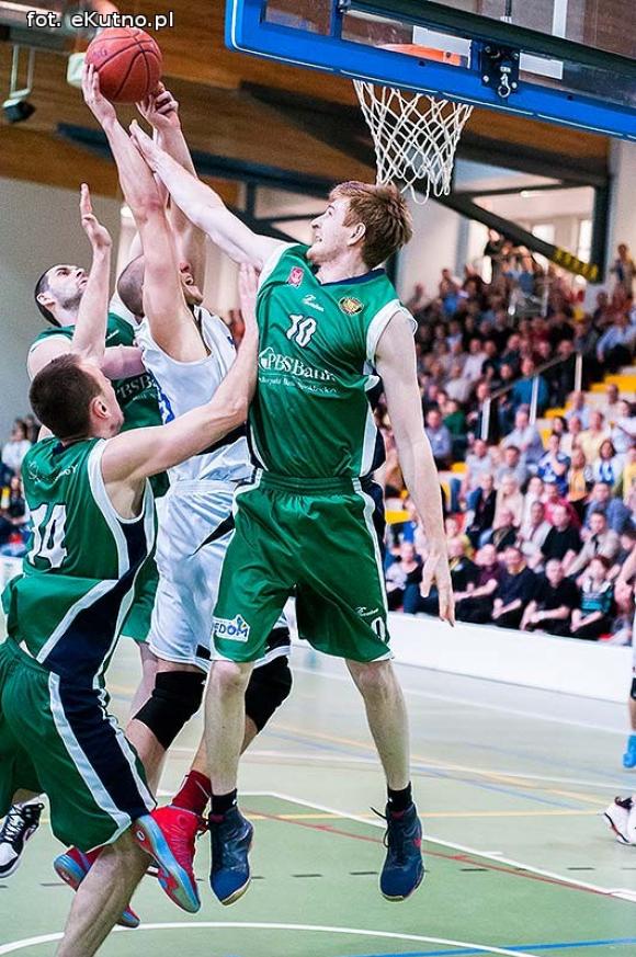 O włos od zwycięstwa. Pierwszy mecz z Krosnem przegrywamy