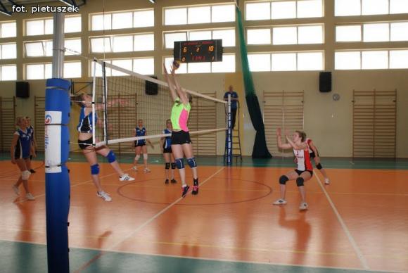 I Wiosenny Turniej Siatkówki Kobiet - Kutno 2013