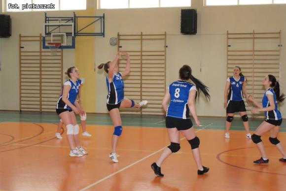 I Wiosenny Turniej Siatkówki Kobiet - Kutno 2013
