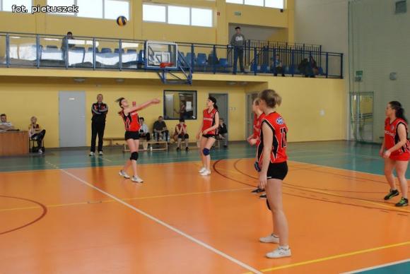 I Wiosenny Turniej Siatkówki Kobiet - Kutno 2013