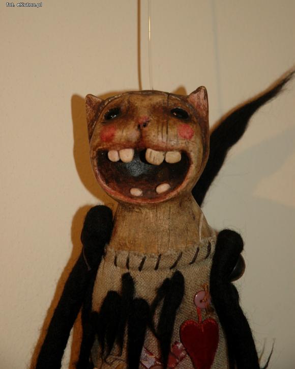 Lalki, które żyją. Wyjątkowa wystawa w Dworku Modrzewiowym