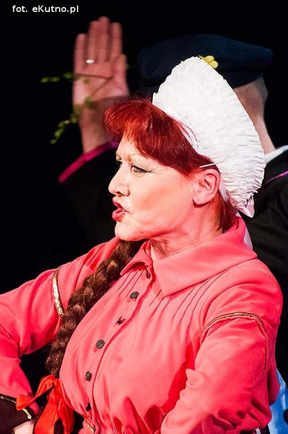 Koncert dla Michała. Zespół Pieśni i Tańca Ziemi Kutnowskiej coraz młodszy