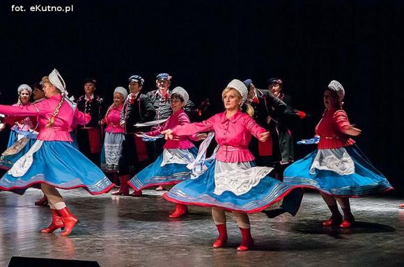 Koncert dla Michała. Zespół Pieśni i Tańca Ziemi Kutnowskiej coraz młodszy
