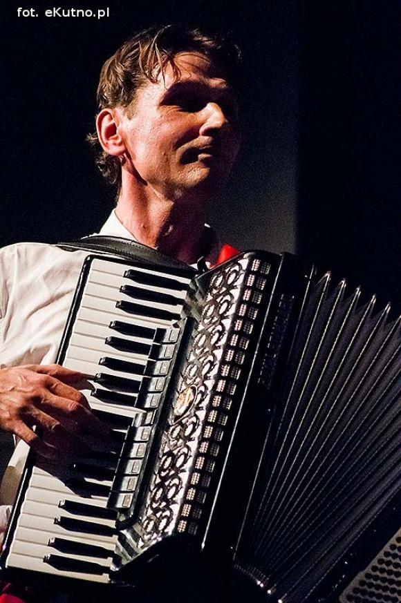 Koncert dla Michała. Zespół Pieśni i Tańca Ziemi Kutnowskiej coraz młodszy