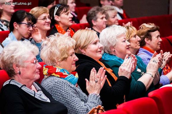 Koncert dla Michała. Zespół Pieśni i Tańca Ziemi Kutnowskiej coraz młodszy