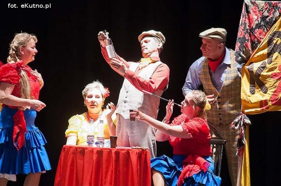 Koncert dla Michała. Zespół Pieśni i Tańca Ziemi Kutnowskiej coraz młodszy