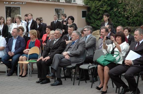 Myśli Tuwima i polonez w 