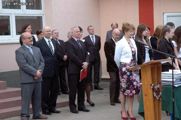 Myśli Tuwima i polonez w 