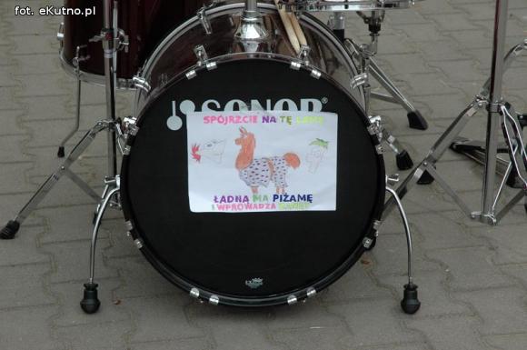 Myśli Tuwima i polonez w 