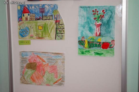 Znaleźli nas w swoim świecie. Grupa Wsparcia Wiatrak zaprasza na wystawę