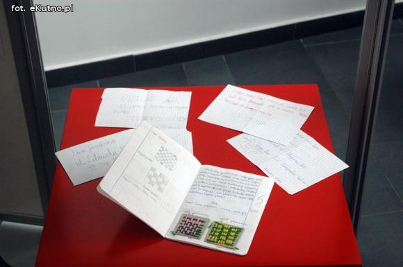 Znaleźli nas w swoim świecie. Grupa Wsparcia Wiatrak zaprasza na wystawę