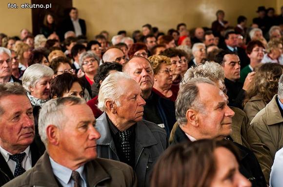I Powiatowy Festiwal Piosenki Biesiadnej w Bedlnie