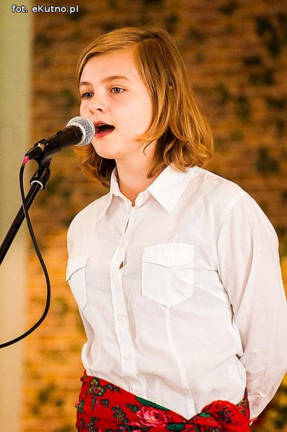 I Powiatowy Festiwal Piosenki Biesiadnej w Bedlnie