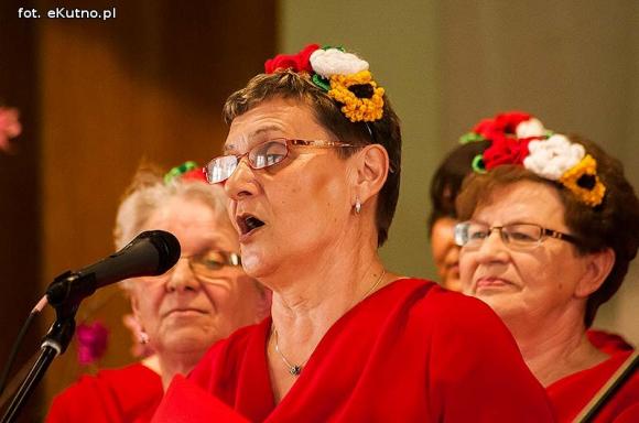 I Powiatowy Festiwal Piosenki Biesiadnej w Bedlnie