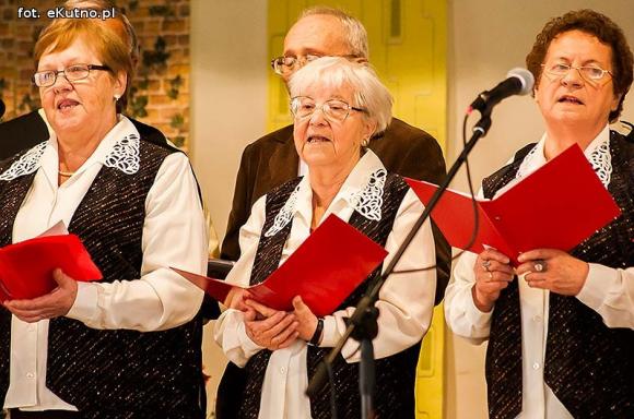 I Powiatowy Festiwal Piosenki Biesiadnej w Bedlnie