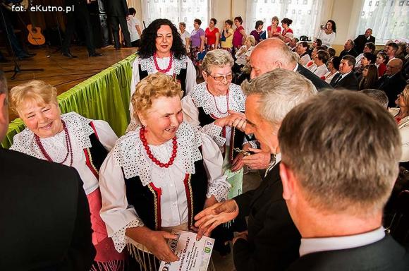 I Powiatowy Festiwal Piosenki Biesiadnej w Bedlnie